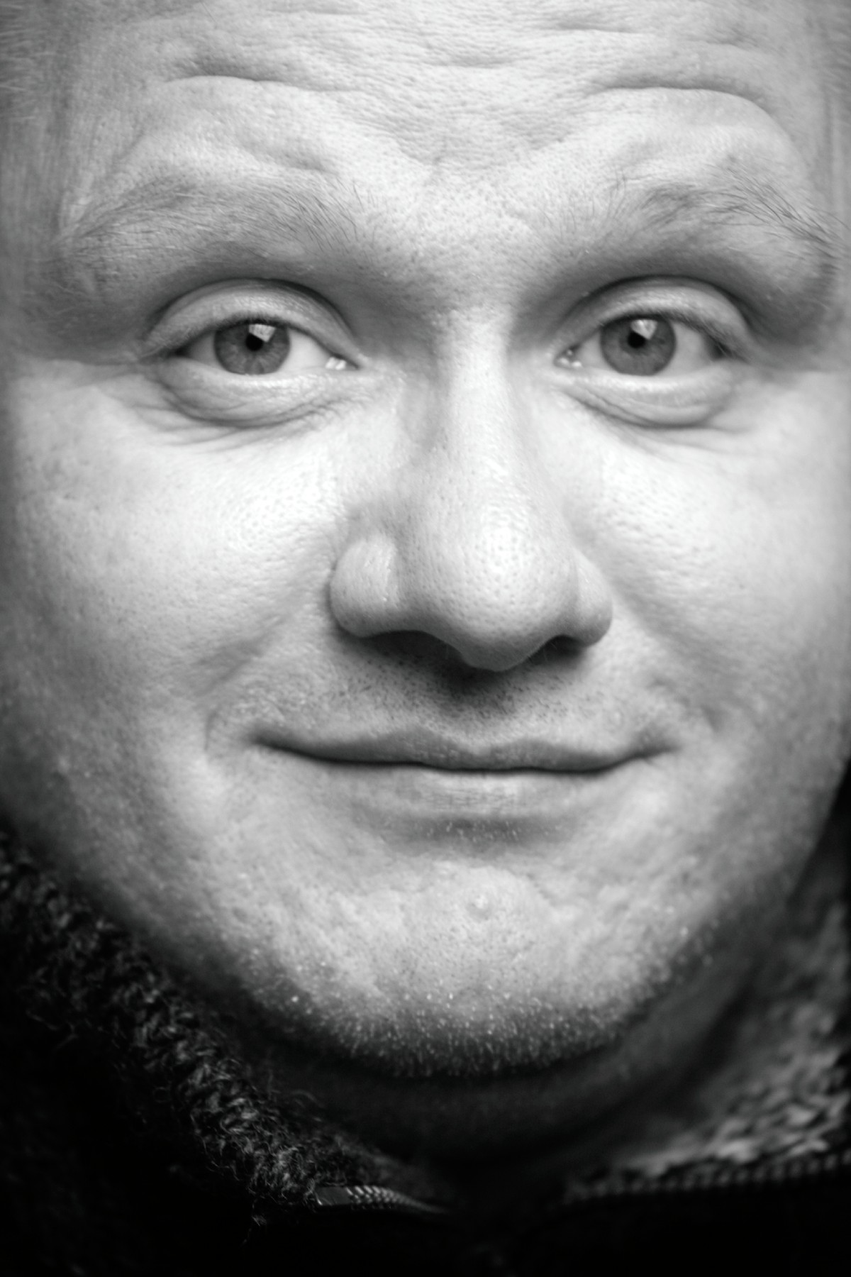 Lächelnder Mann in Nahaufnahme